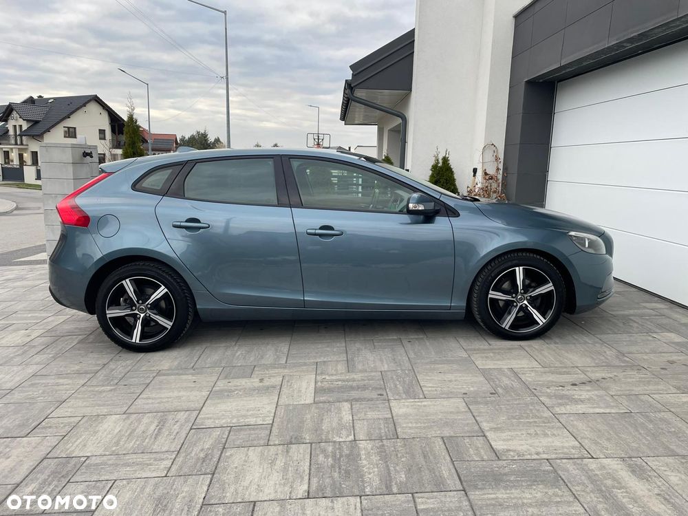 Volvo V40 D2 Summum - 4