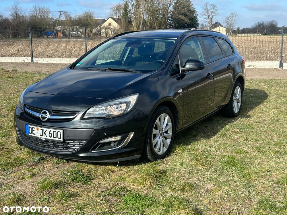 Opel Astra 1.4 Turbo 150 Jahre - 1
