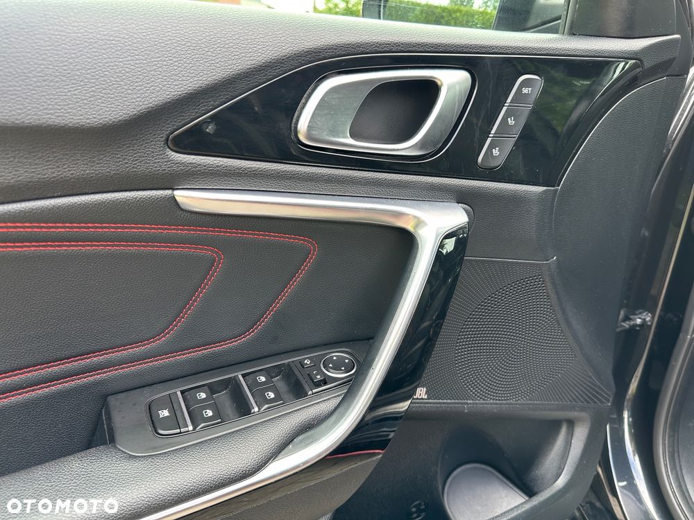 Kia ProCeed 1.6 T-GDI GT - 32