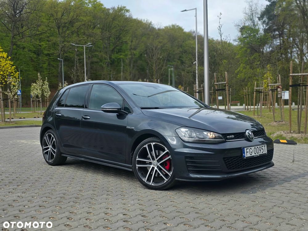Volkswagen Golf 2.0 TDI BMT GTD - 20