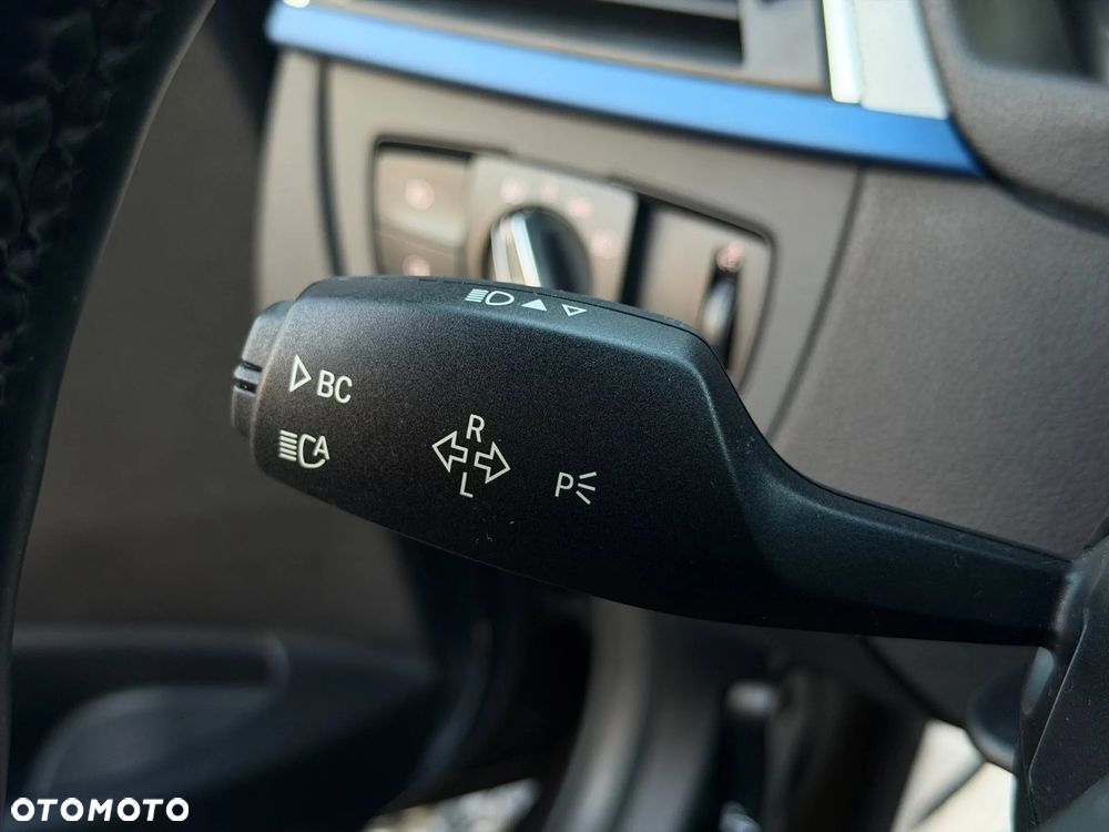 BMW Seria 3 320d M Sport Shadow sport - 26