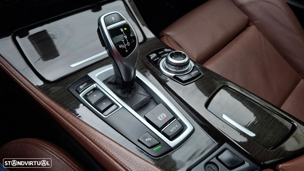 BMW 520 d Auto - 44