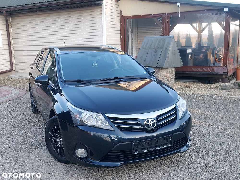 Toyota Avensis - 6