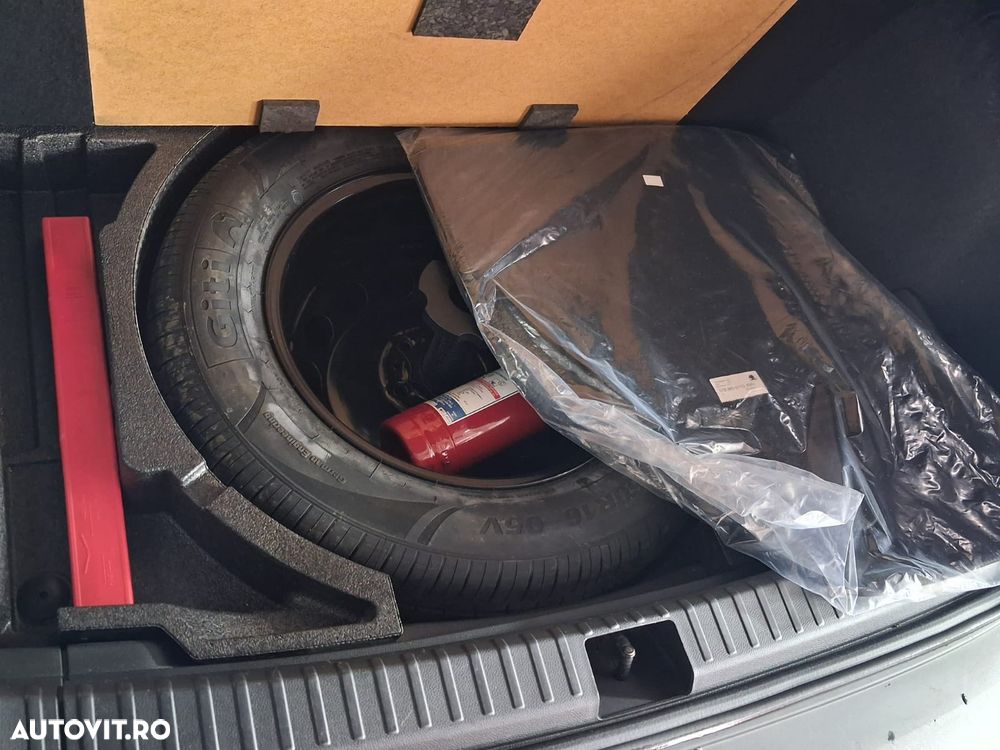 Skoda Karoq 1.5 TSI DSG Style - 32