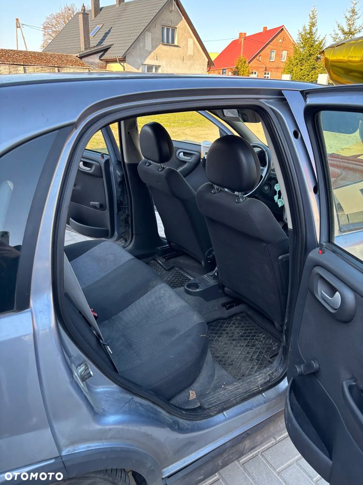 Opel Corsa 1.2 16V Sport - 6