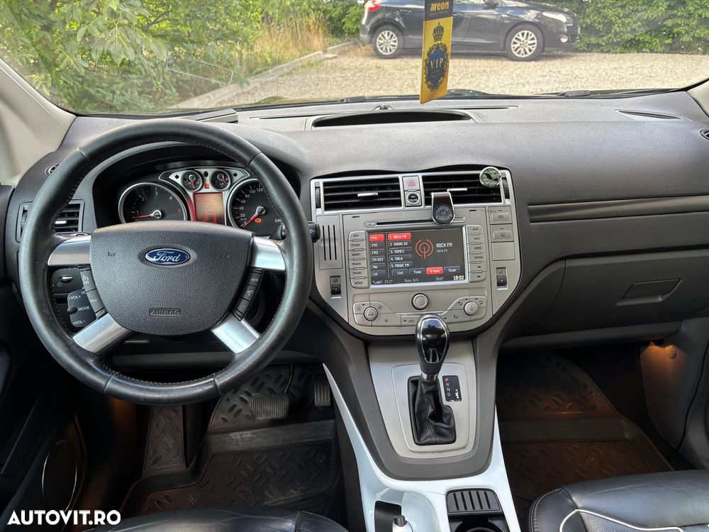 Ford Kuga 2.0 TDCi 4WD Powershift Individual - 11
