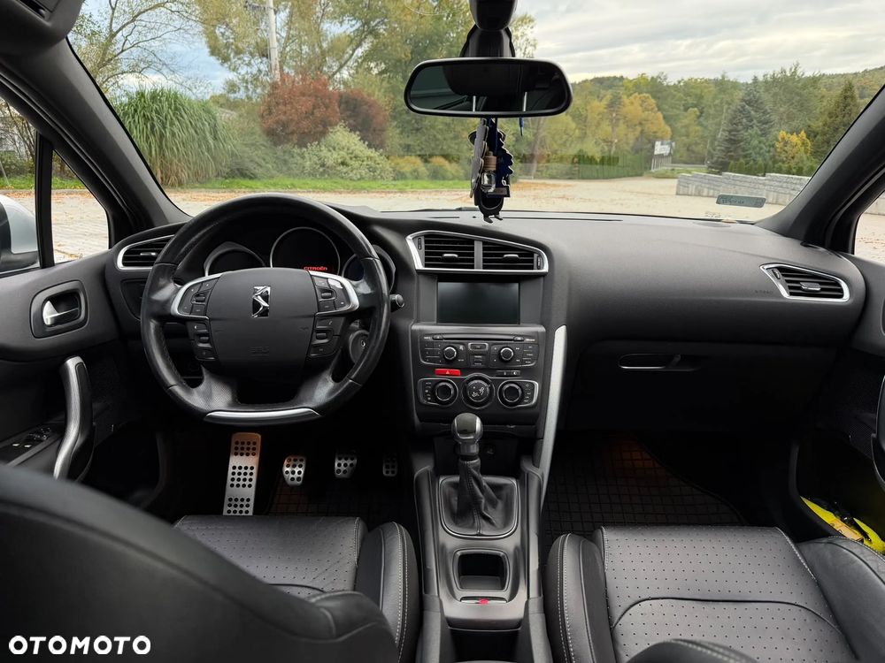 Citroën DS4 1.6 VTi SoChic - 9