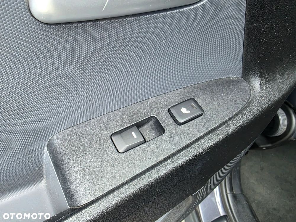 Kia Sportage 2,0 CRDI AWD Vision - 11