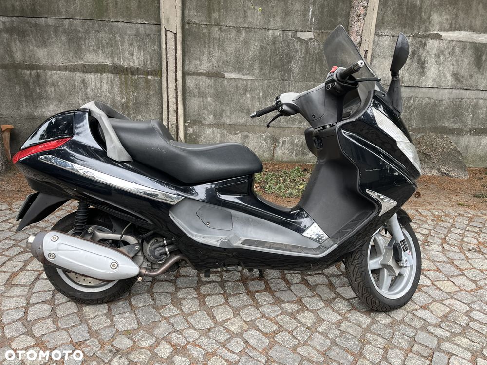 Piaggio X8 - 4