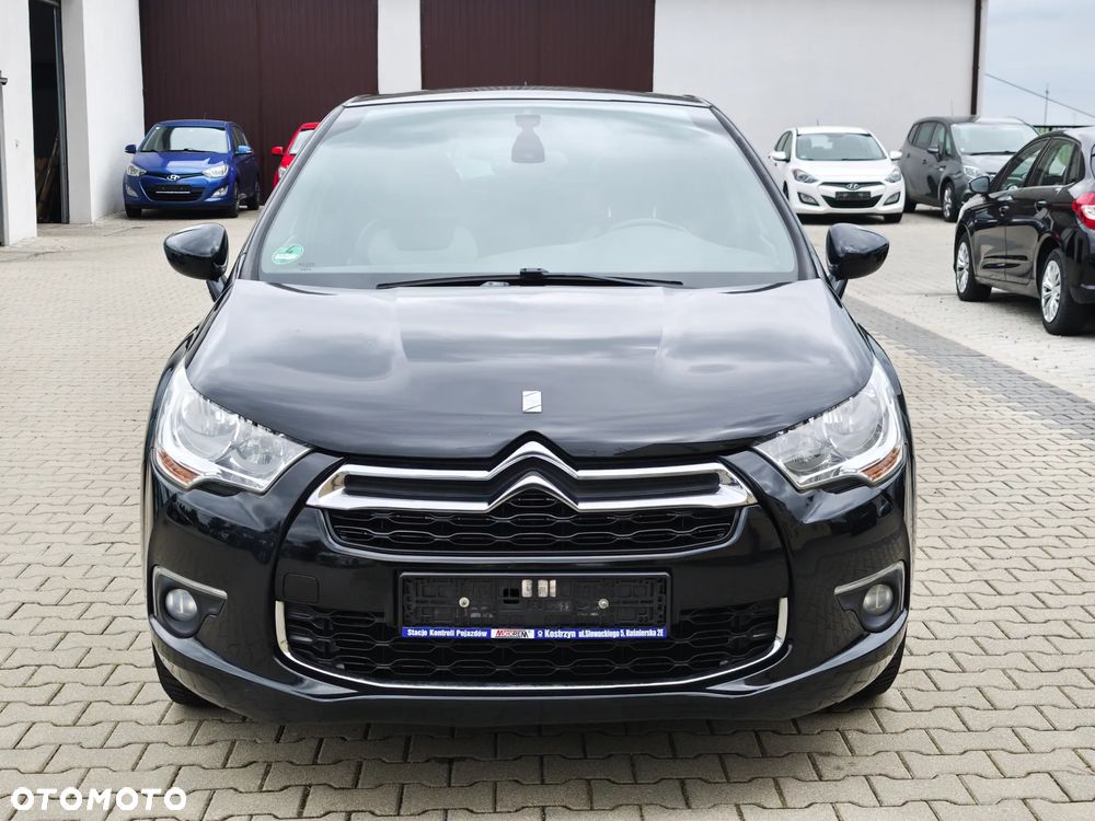 Citroën DS4 e-HDi 110 SoChic - 2