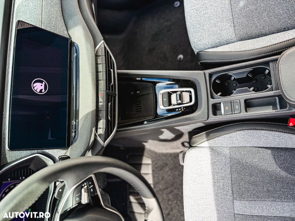 SKODA Octavia 2025 — imagine 32