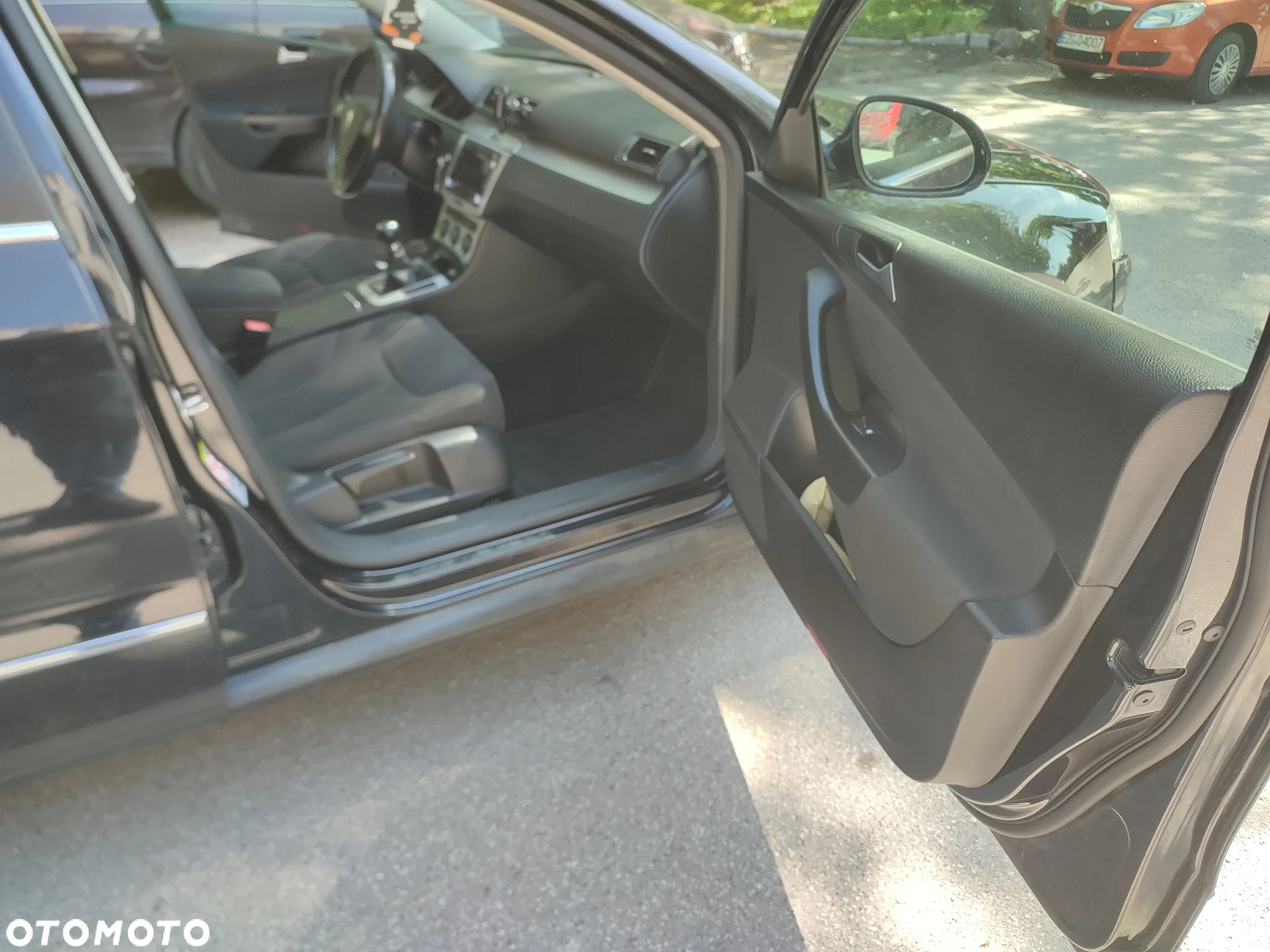 Volkswagen Passat 2.0 TDI BMT Comfortline - 8