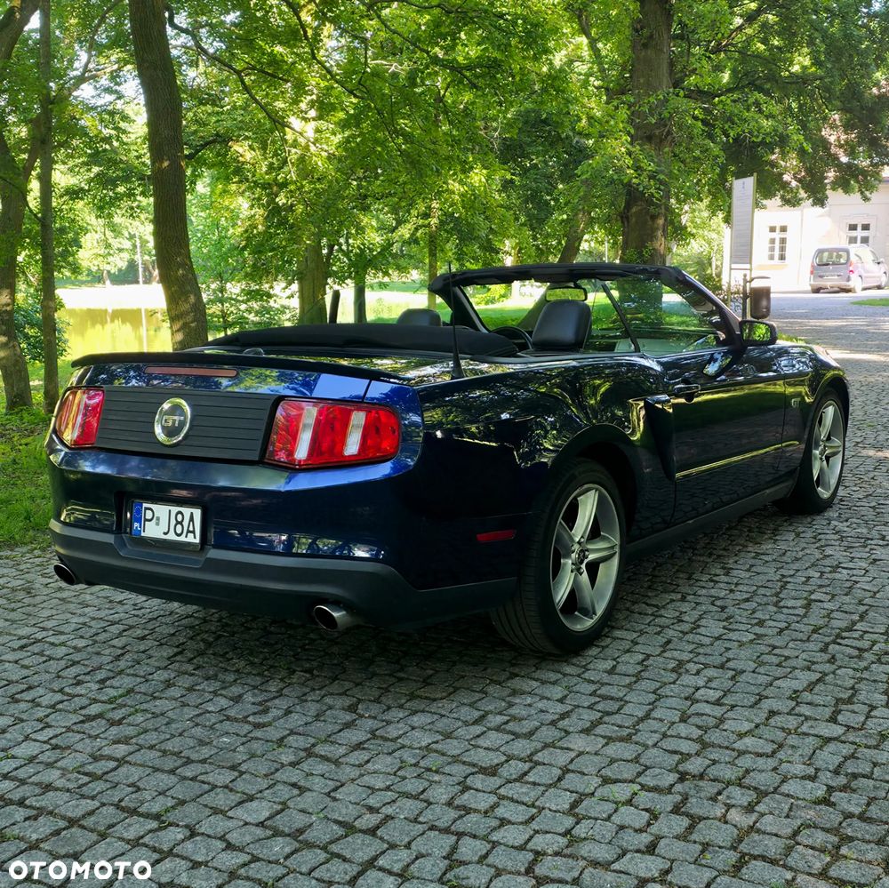 Ford Mustang - 6