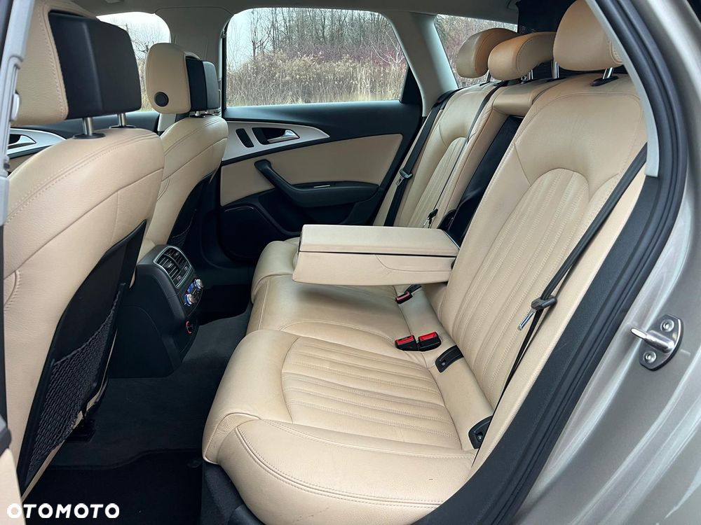 Audi A6 Avant 2.0 TDI Ultra S tronic - 24