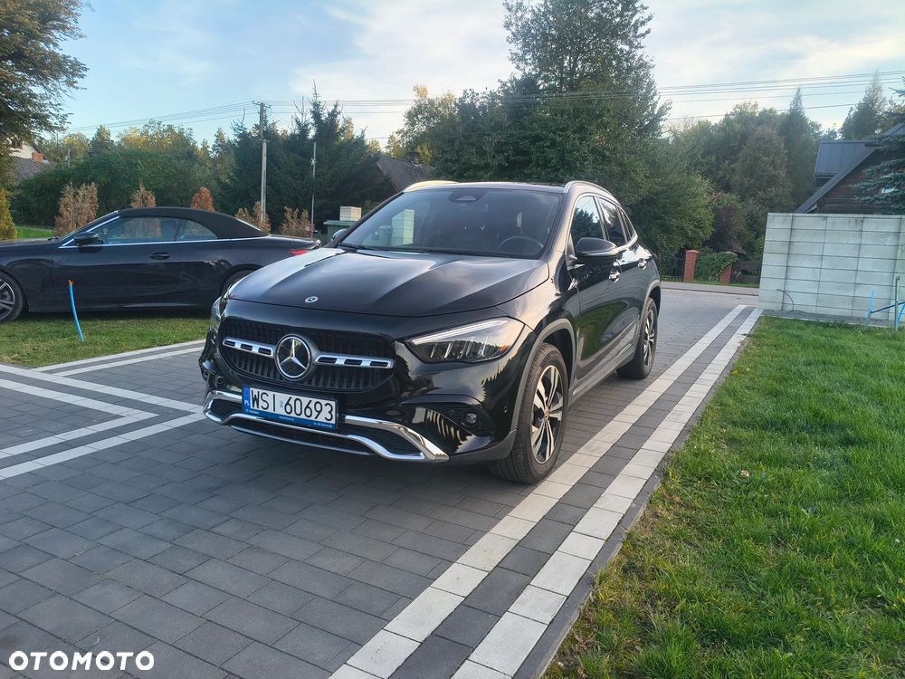 Mercedes-Benz GLA 250 8G-DCT Edition 1 - 12