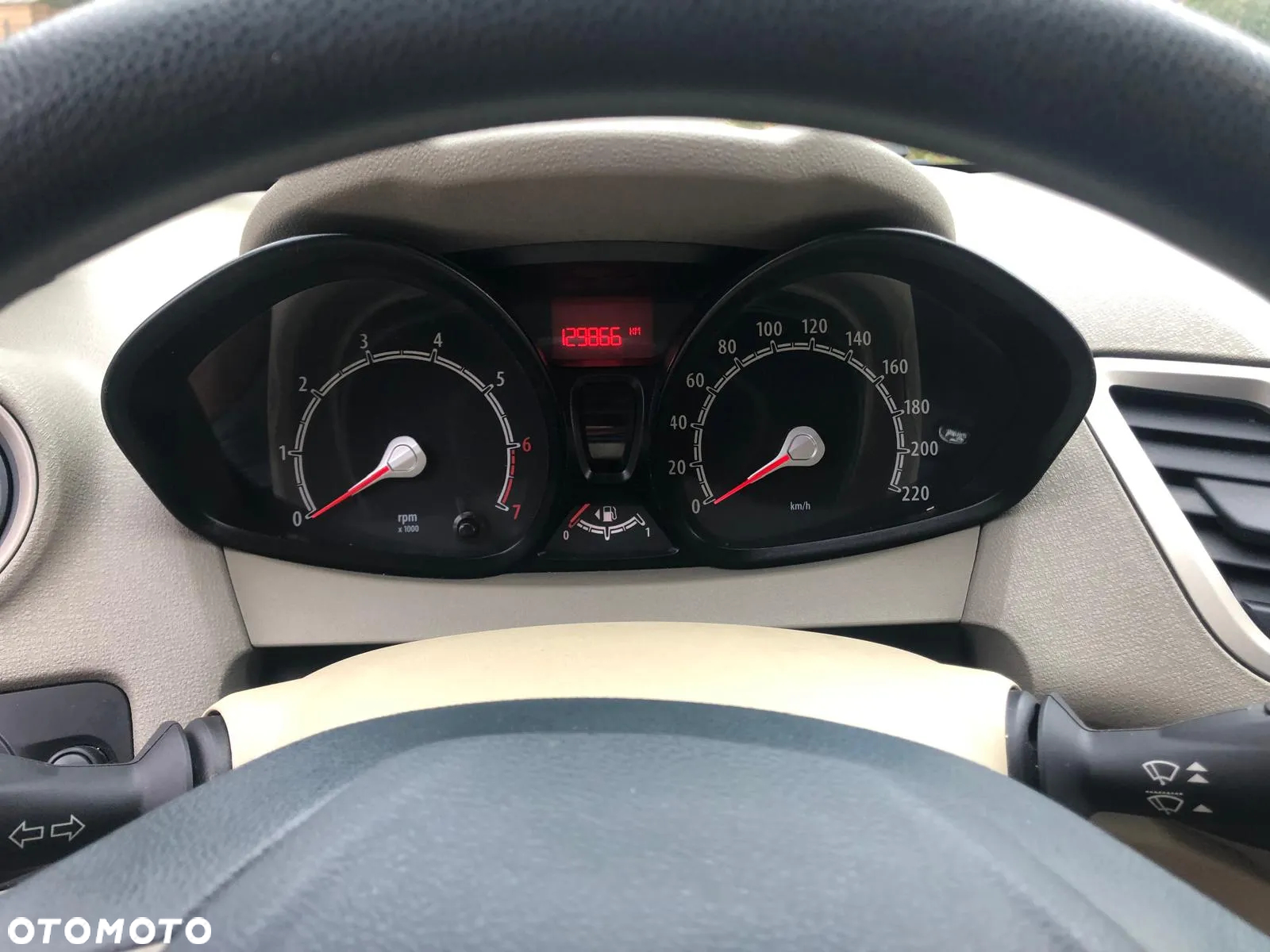 Ford Fiesta 1.25 Gold X EU5 - 13
