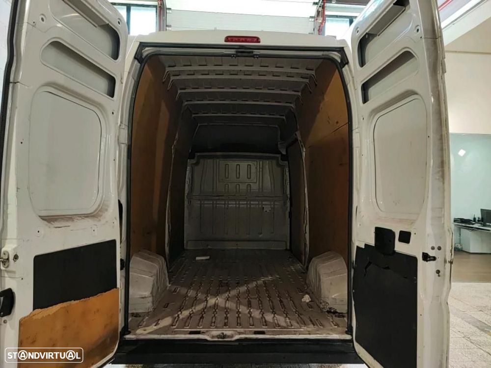 Peugeot Boxer 2.2 BlueHDi 333 L2H1 Premium c/iva - 4