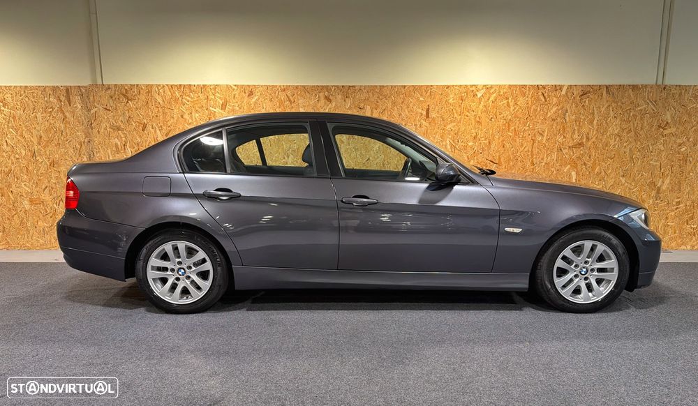 BMW 320 d - 6