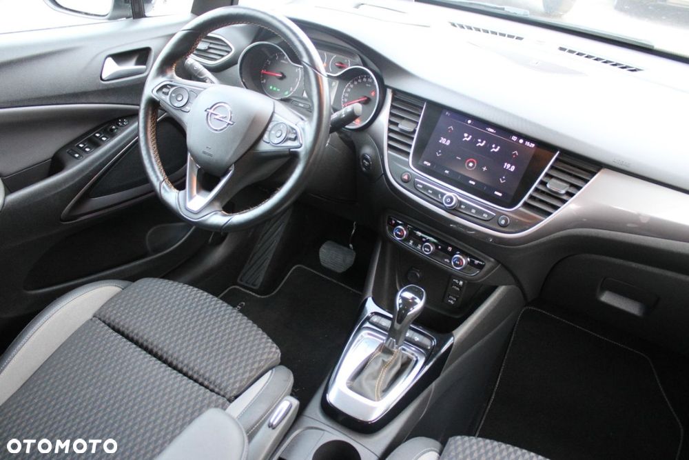 Opel Crossland X - 38