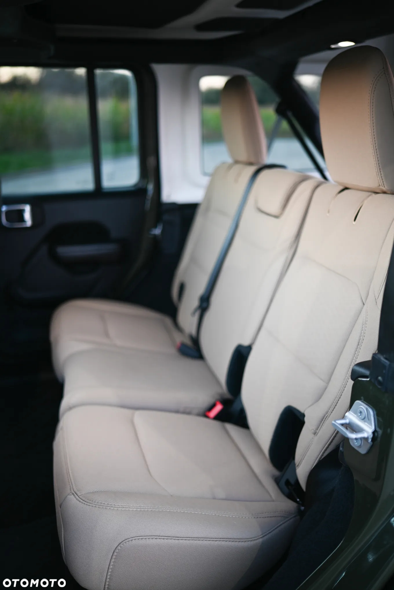 Jeep Wrangler - 26