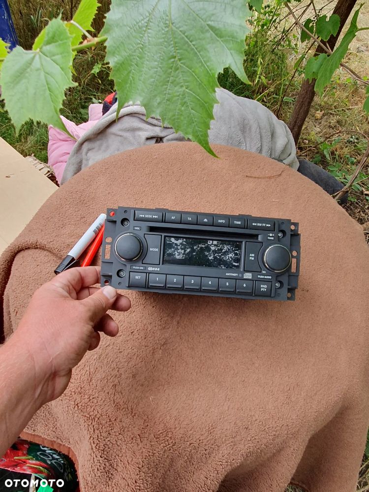 Radio Chrysler 300 Dodge Charger Magnum 5064067AF P05064067AF - 1