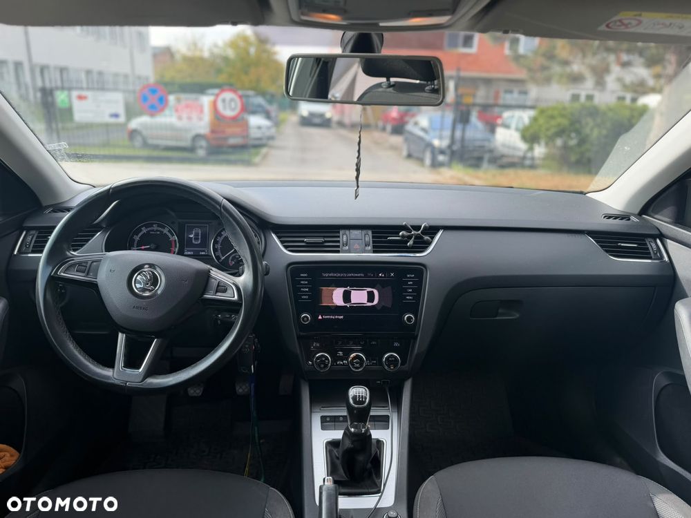 Skoda Octavia 1.5 TSI GPF ACT Ambition - 9