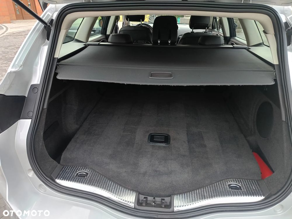 Ford Mondeo 2.0 TDCi Titanium - 14