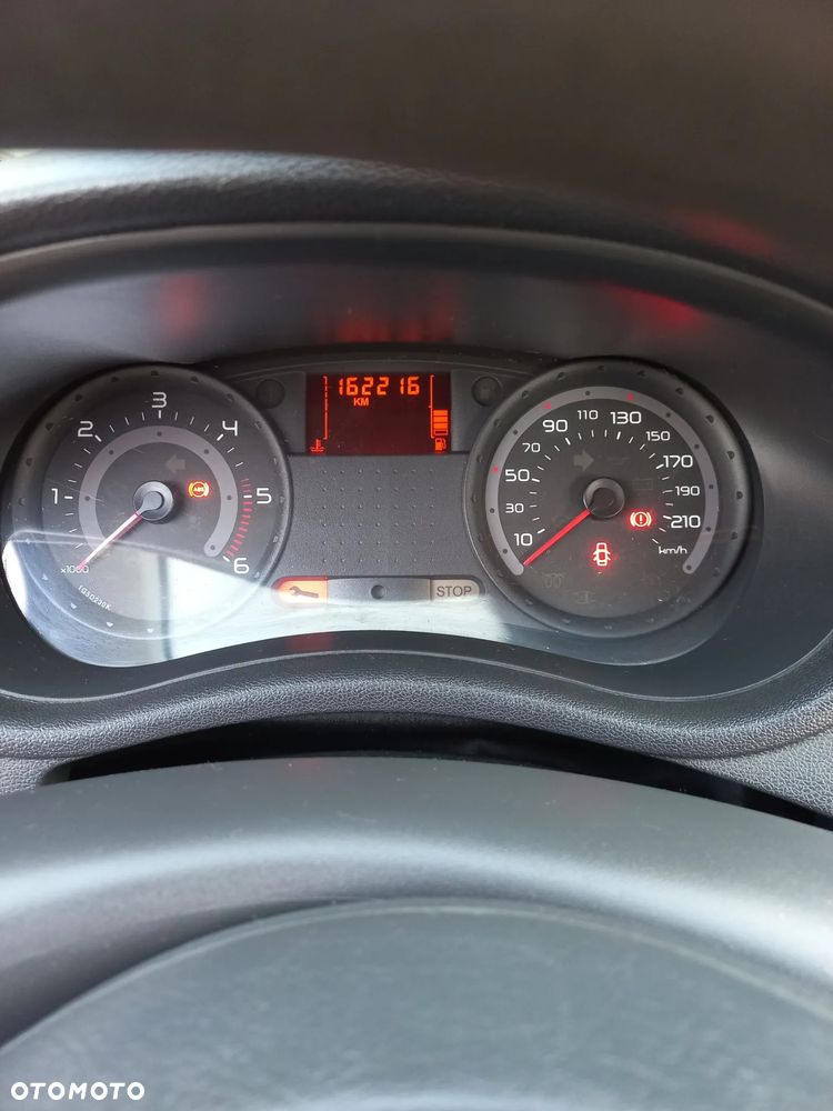 Renault Clio 1.5 dCi Alize - 10