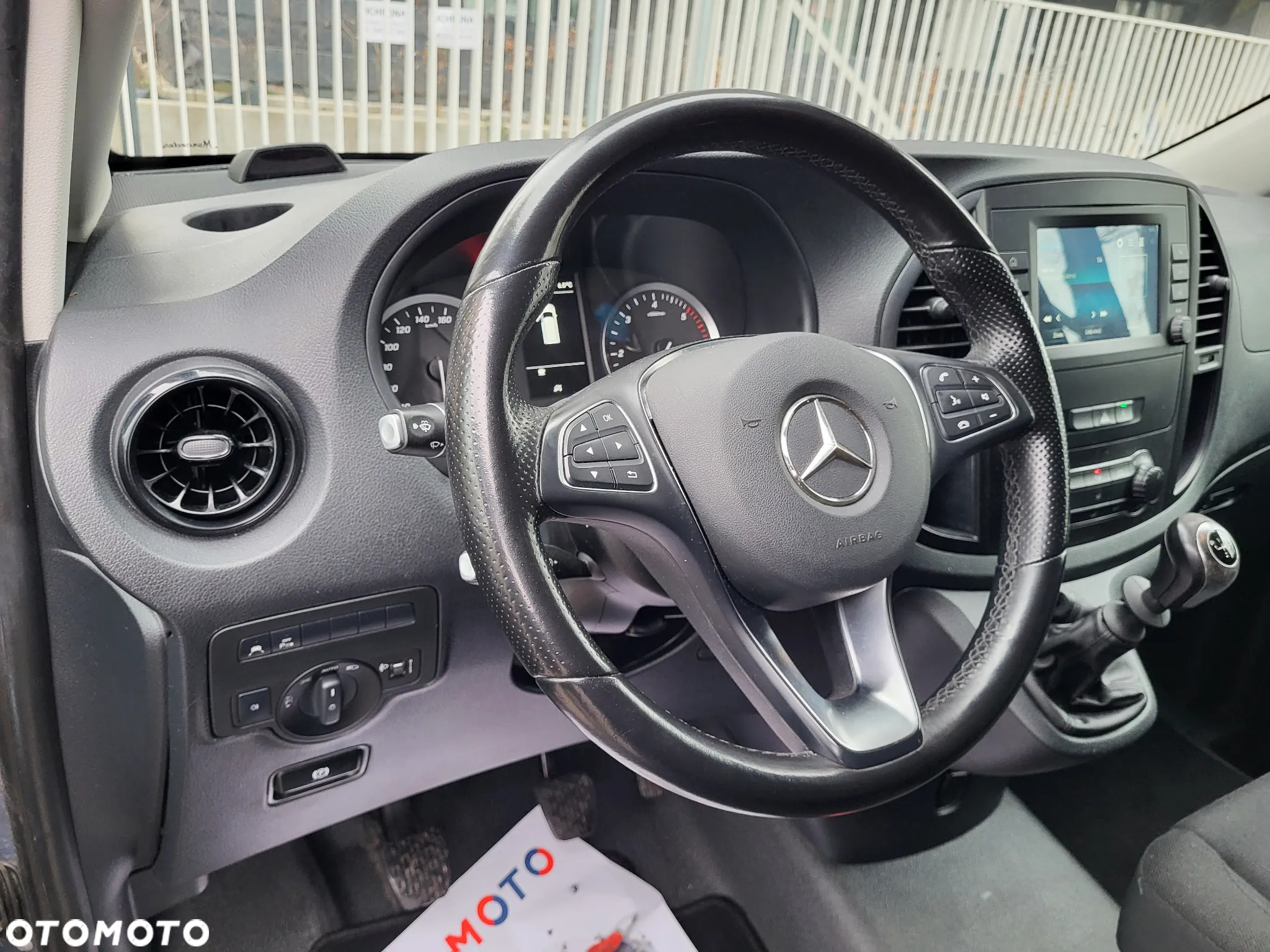 Mercedes-Benz VITO - 9