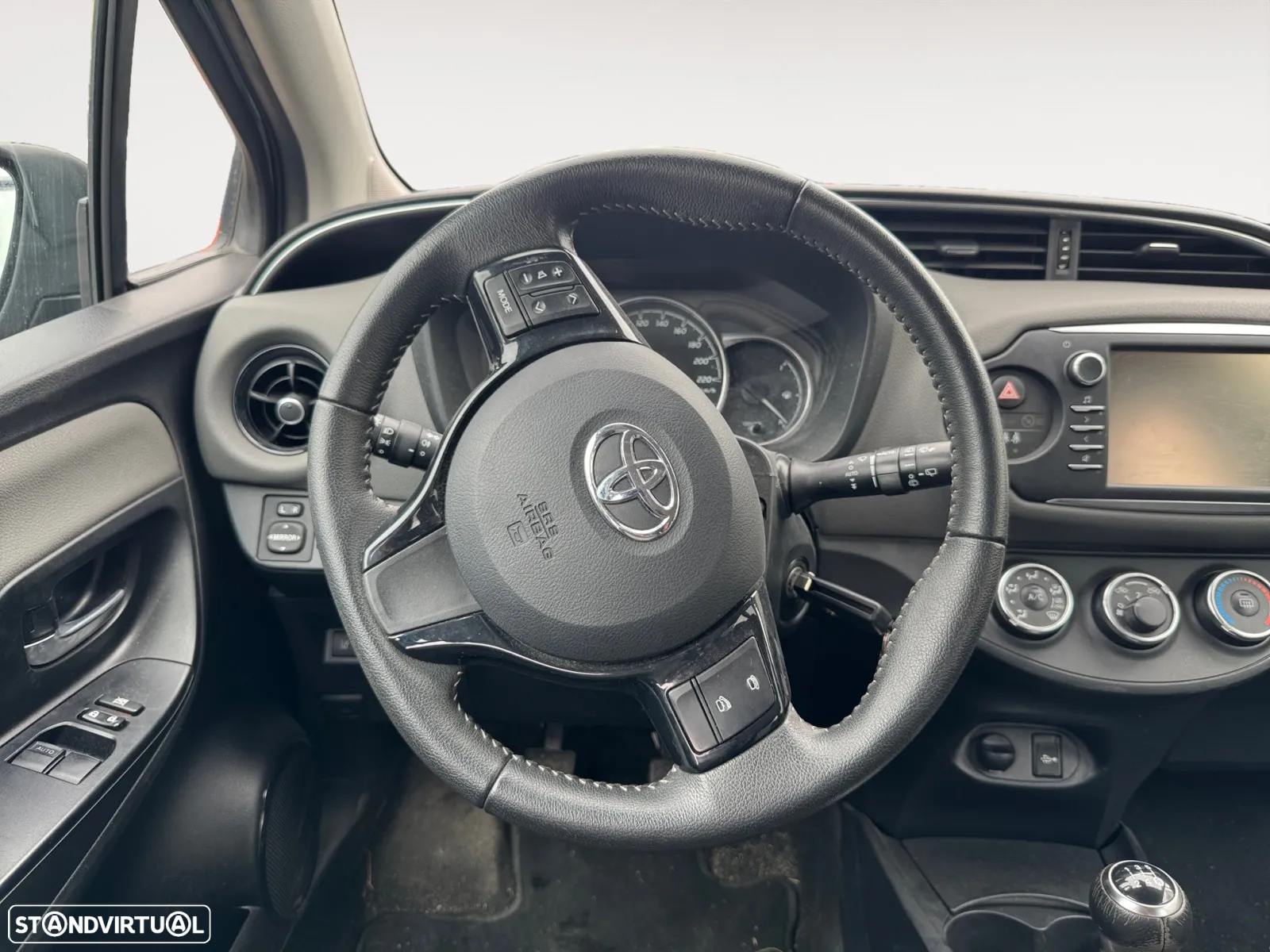 Toyota Yaris 1.0 VVT-i Comfort - 13