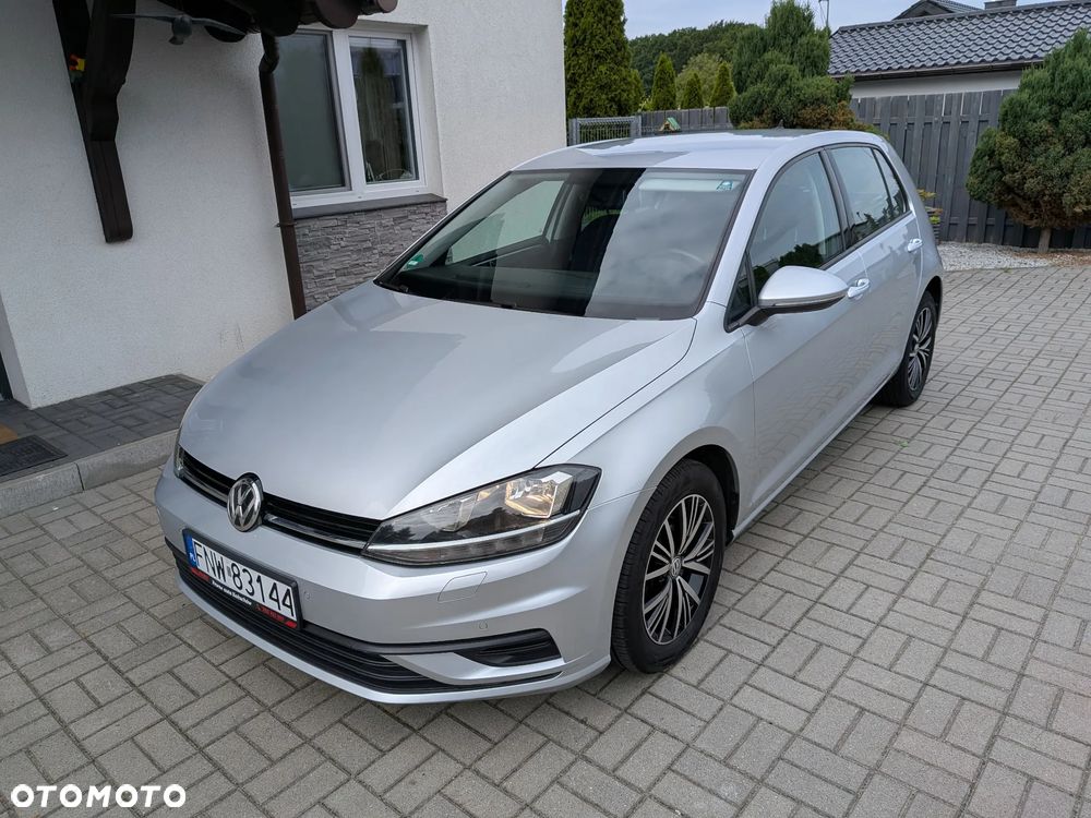 Volkswagen Golf 1.6 TDI (BlueMotion Technology) Trendline