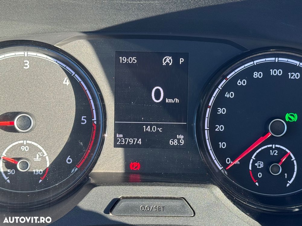 Volkswagen Caravelle 2.0 TDI 110 kW KR Trendline DSG - 13