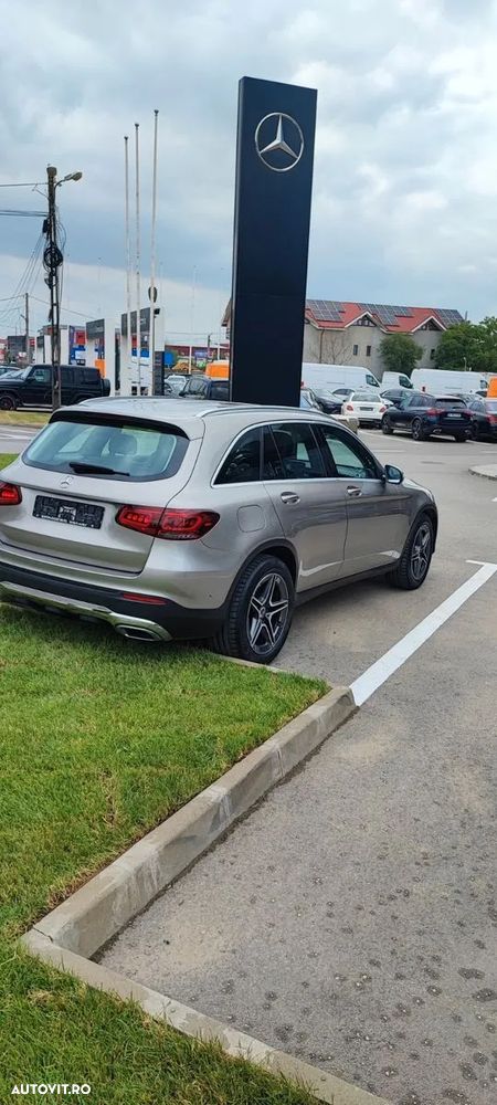 Mercedes-Benz GLC 220 d 4Matic 9G-TRONIC - 4