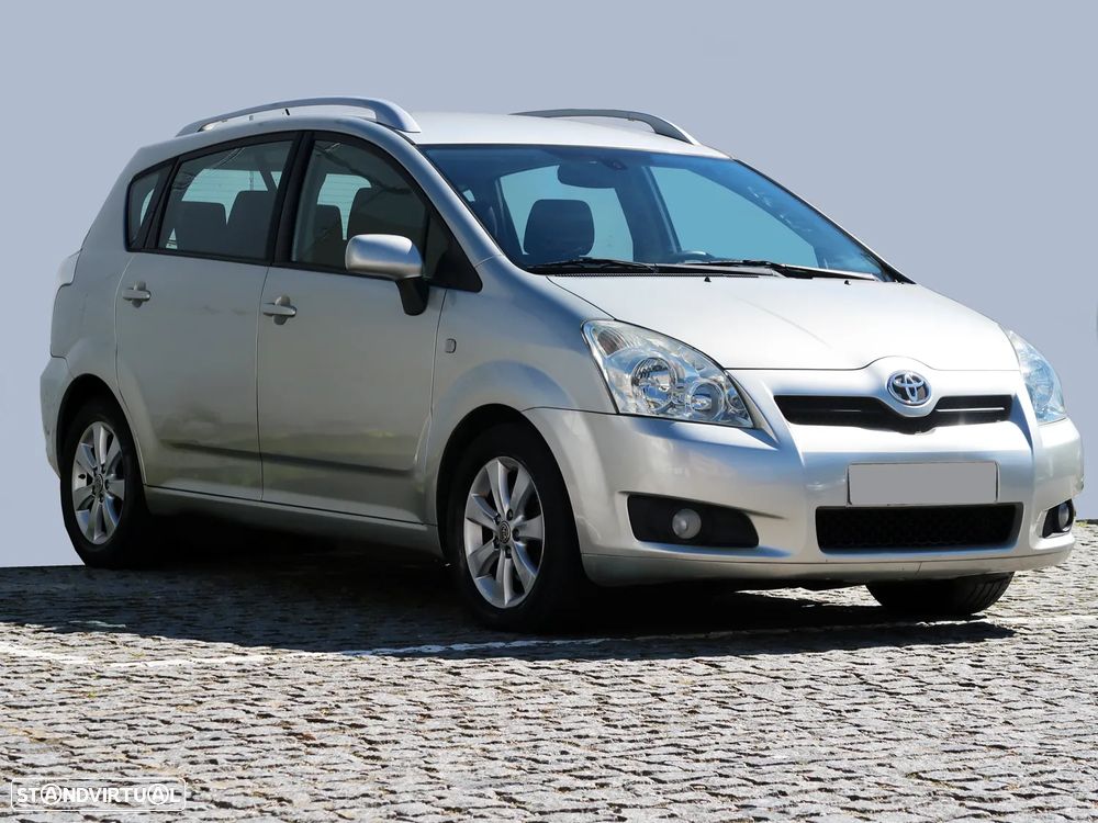 Toyota Corolla Verso 2.2 D-4D Sol - 4