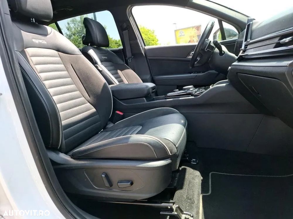 Kia Sportage 1.6 T-GDI HEV 6AT 4x2 GT Line - 13