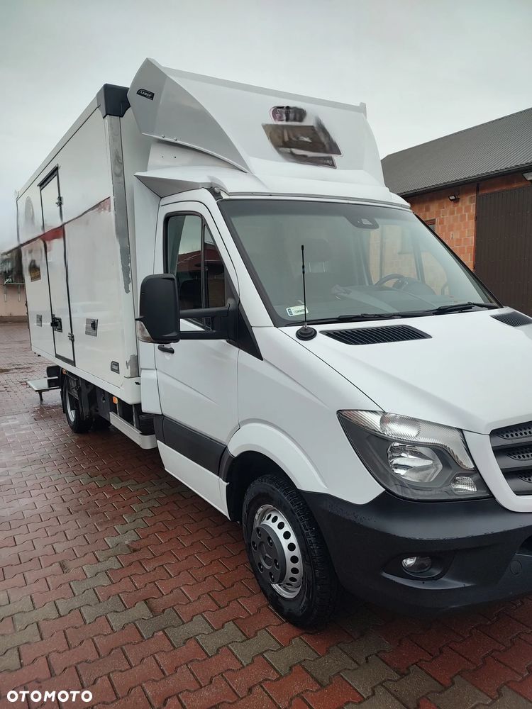 Mercedes-Benz Sprinter - 3