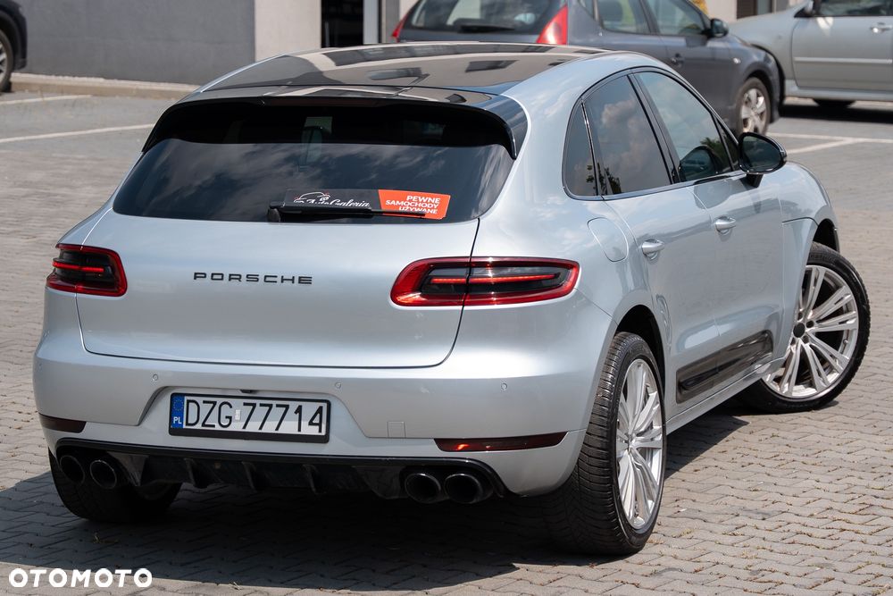 Porsche Macan S - 11