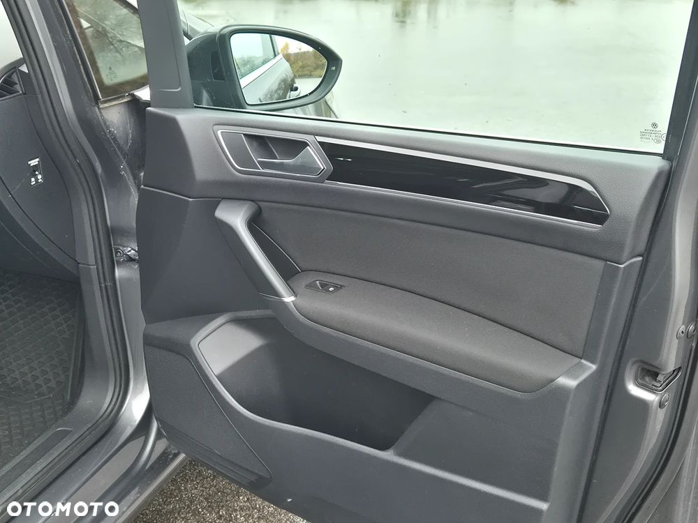 Volkswagen Touran 1.4 TSI BMT Highline DSG - 18