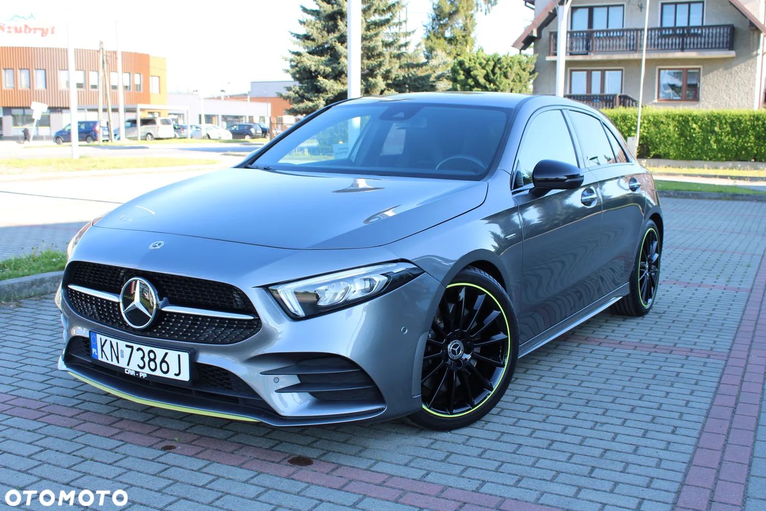 Mercedes-Benz Klasa A 250 7G-DCT AMG Line - 1