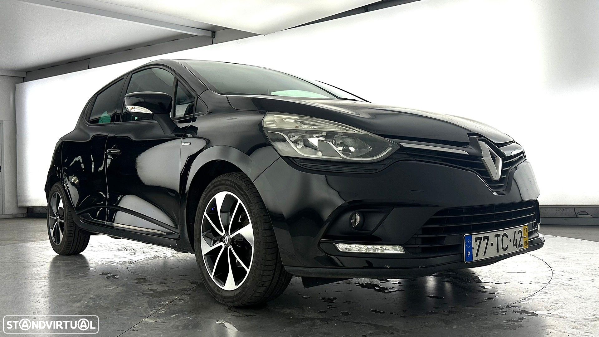 Renault Clio 1.5 dCi Limited - 17