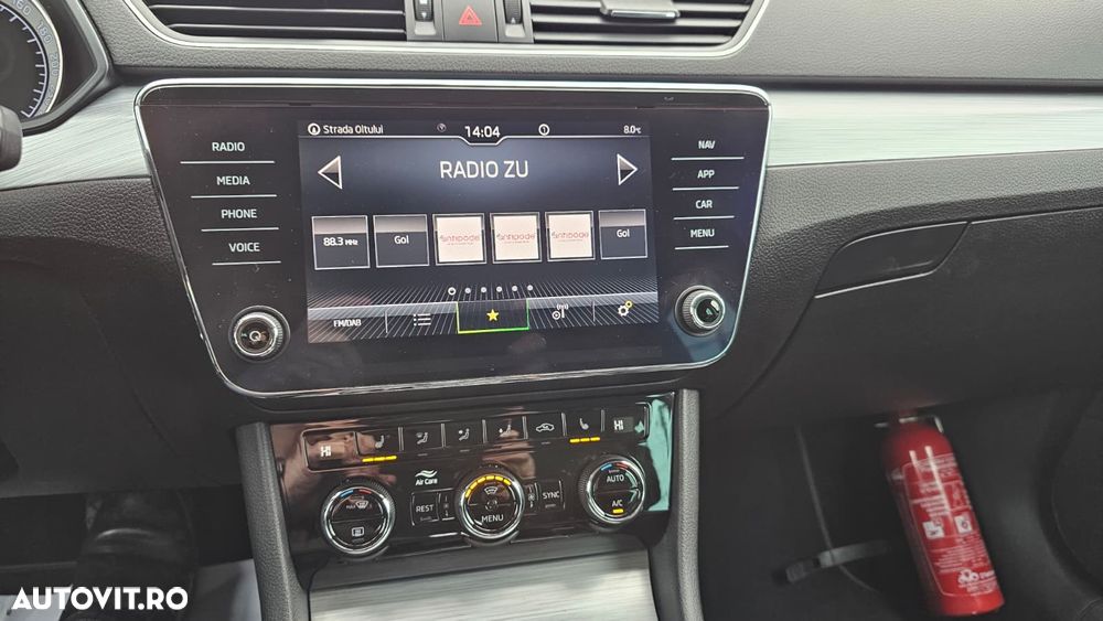 Skoda Superb 2.0 TDI DSG Premium Edition - 14