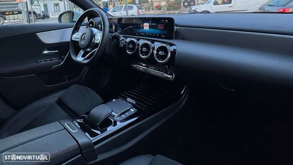 Mercedes-Benz A 250 - 18