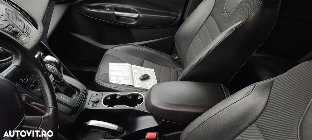 Ford Kuga ver-2-0-tdci-powershift-4wd-trend - 8