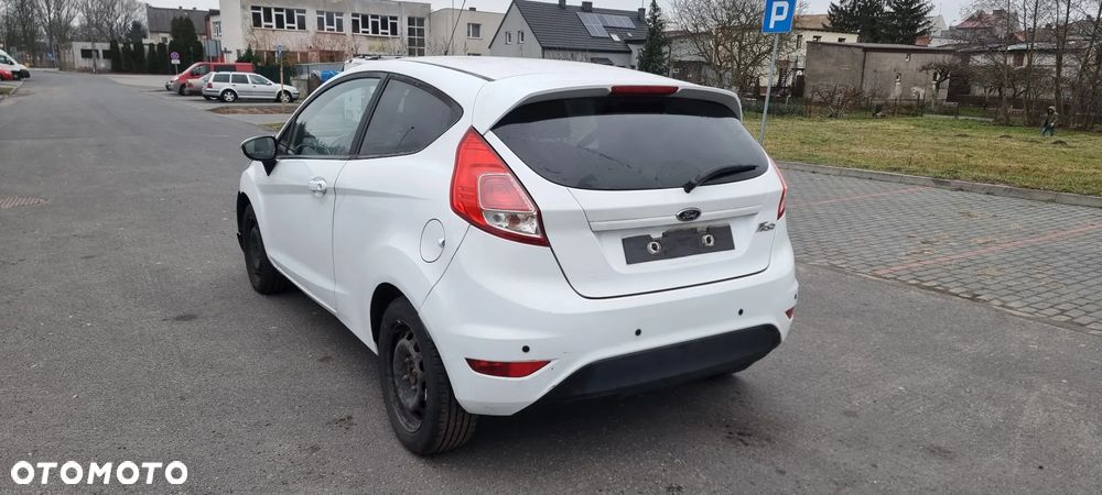Ford Fiesta - 8