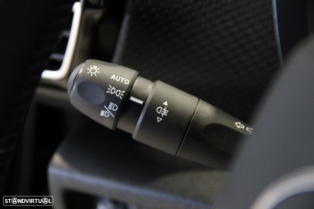 Citroën C4 1.2 Hybrid Plus e-DSC6 - 12