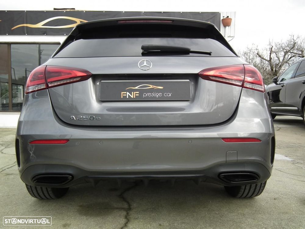 Mercedes-Benz A 250 e 8G-DCT Edition AMG Line - 9