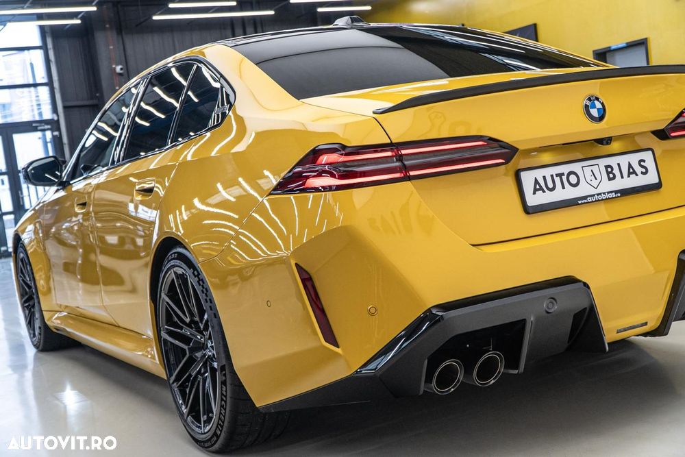 BMW M5 xDrive AT PHEV - 39