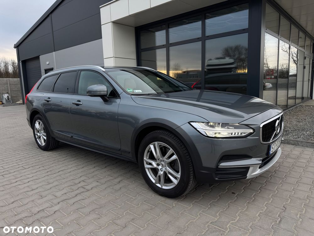 Volvo V90 Cross Country D4 AWD Geartronic Pro - 1