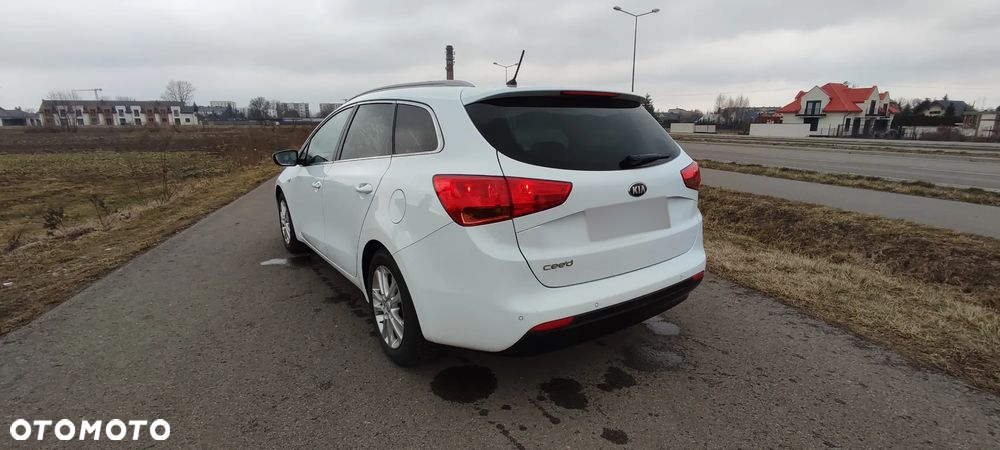 Kia Ceed Cee'd 1.6 GDI L Business Line - 20
