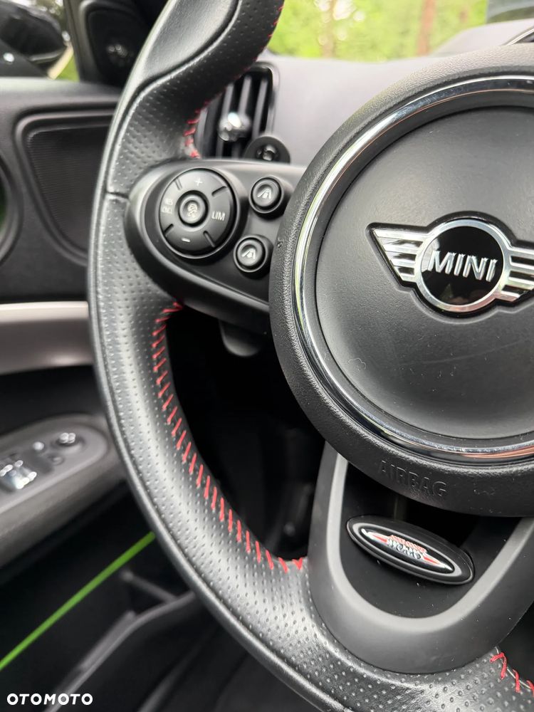 MINI Countryman Cooper SD All4 Essential Trim - 16